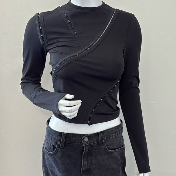 Heliot Emil Semperi Black Long Sleeve Top Hook & Eye Closures Throughout Ssense - Picture 3 of 9